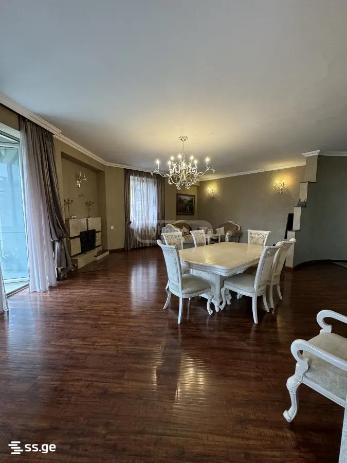Kazbegi st. 25 - 4 rooms