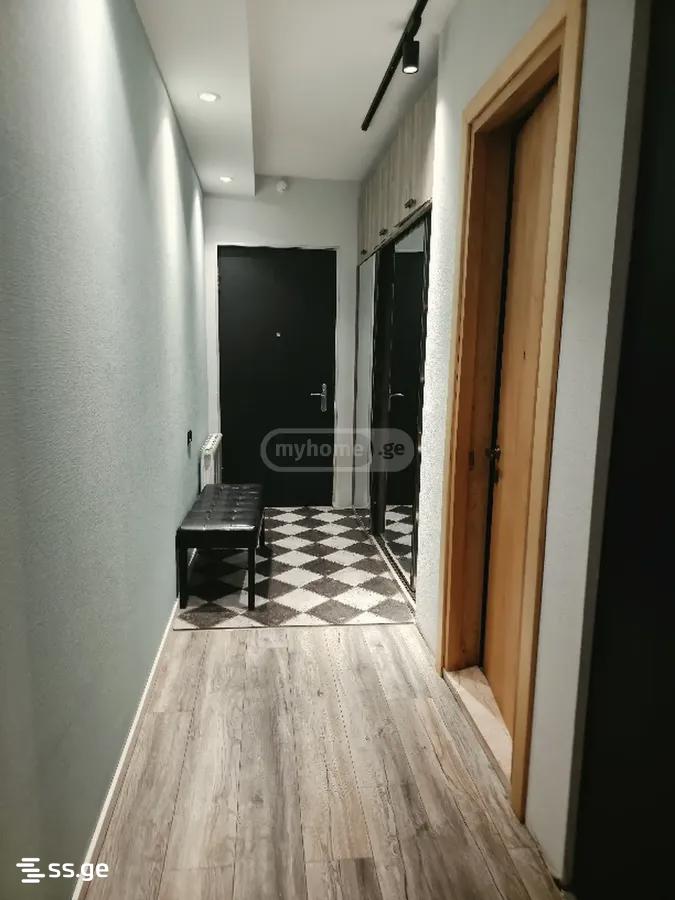 Khomli st. 12 - 3 rooms