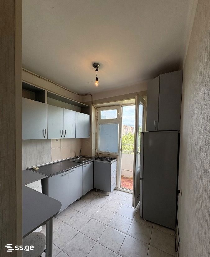 a.wereTlis avenue 8 - 1 rooms