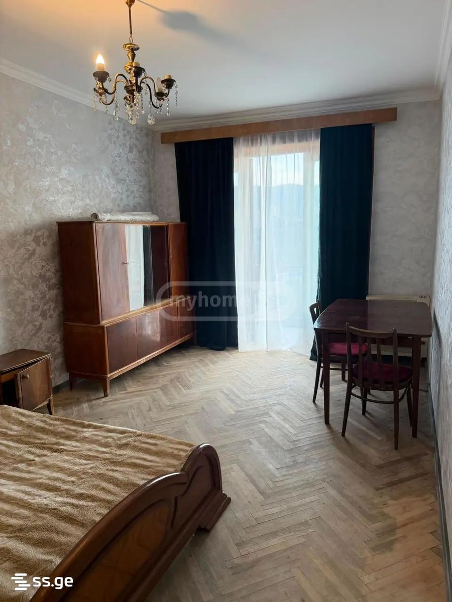 aglazde st. - 1 rooms