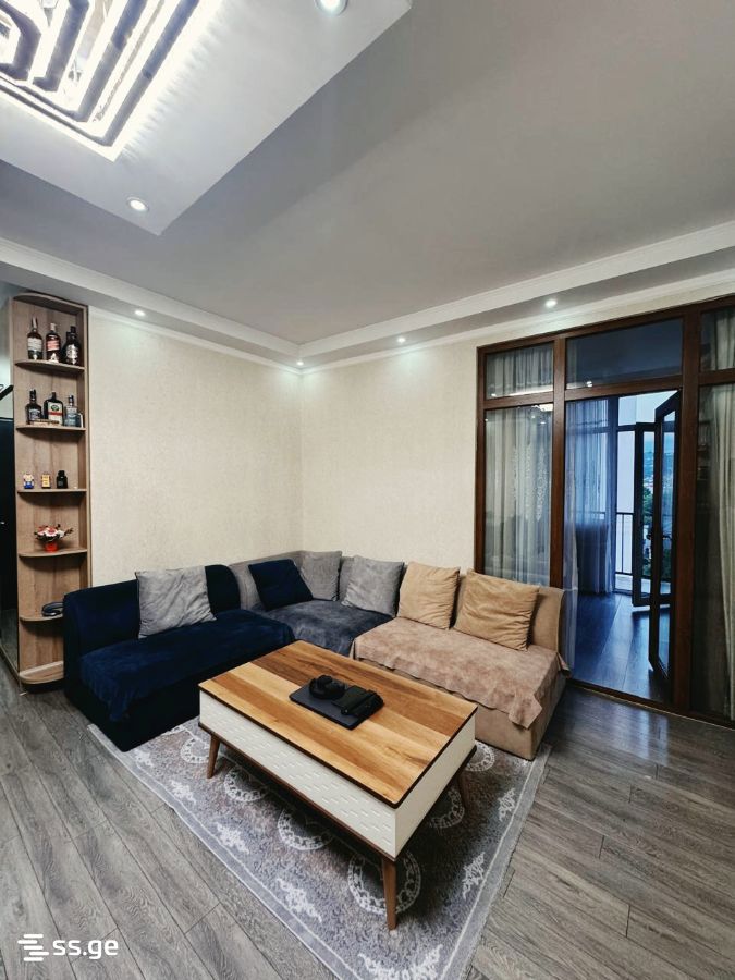 73 - 3 rooms