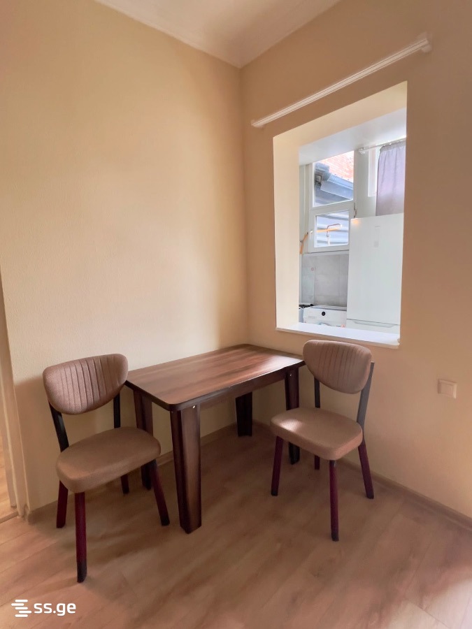 tkviavi st. 1 - 2 rooms