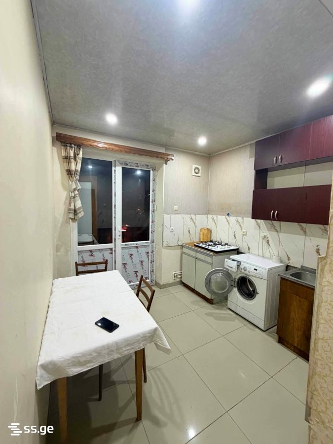 dumbadze ave - 2 rooms