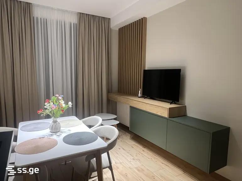 V. Topuridze st. 2 - 2 rooms