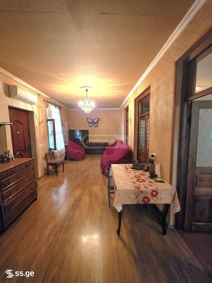 Kakabeti st. 12 - 3 rooms