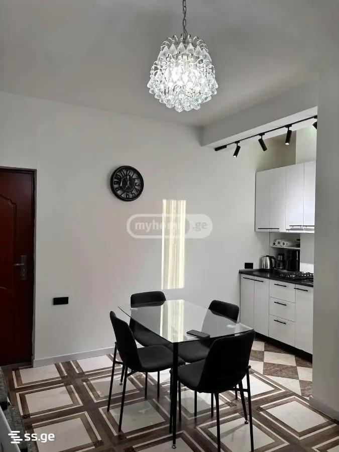 Gobronidze st. 25დ - 2 rooms