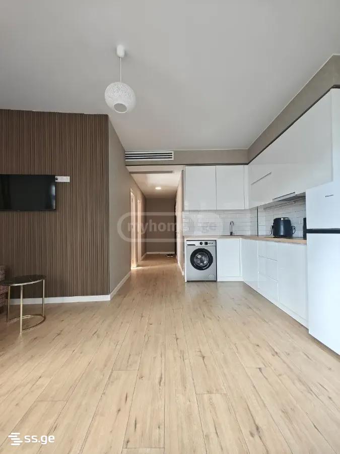 5 - 3 rooms