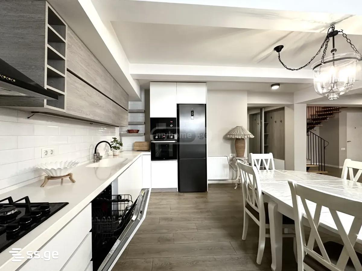 uznadze st. 4 - 4 rooms