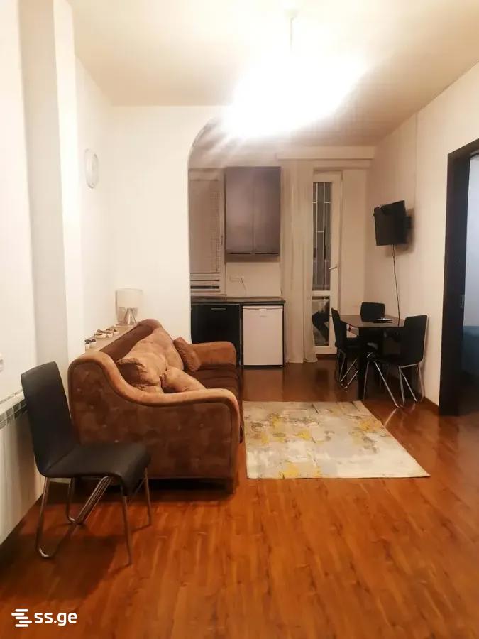panaskerteli st. - 1 rooms
