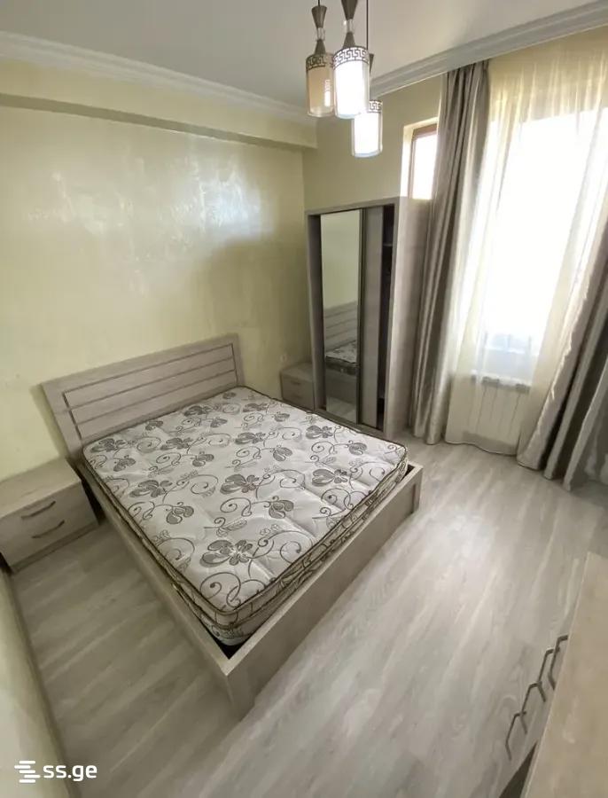 Mirian Mephe st. 33 - 4 rooms