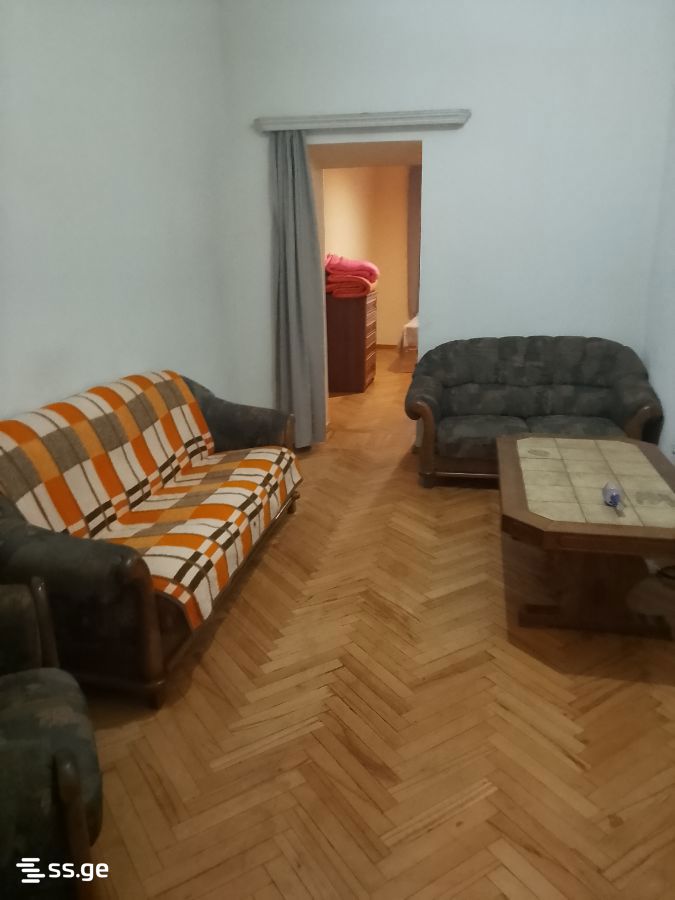 cinamdzgrishvili st. 82 - 2 rooms