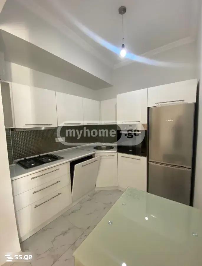 a.wereTlis avenue - 2 rooms