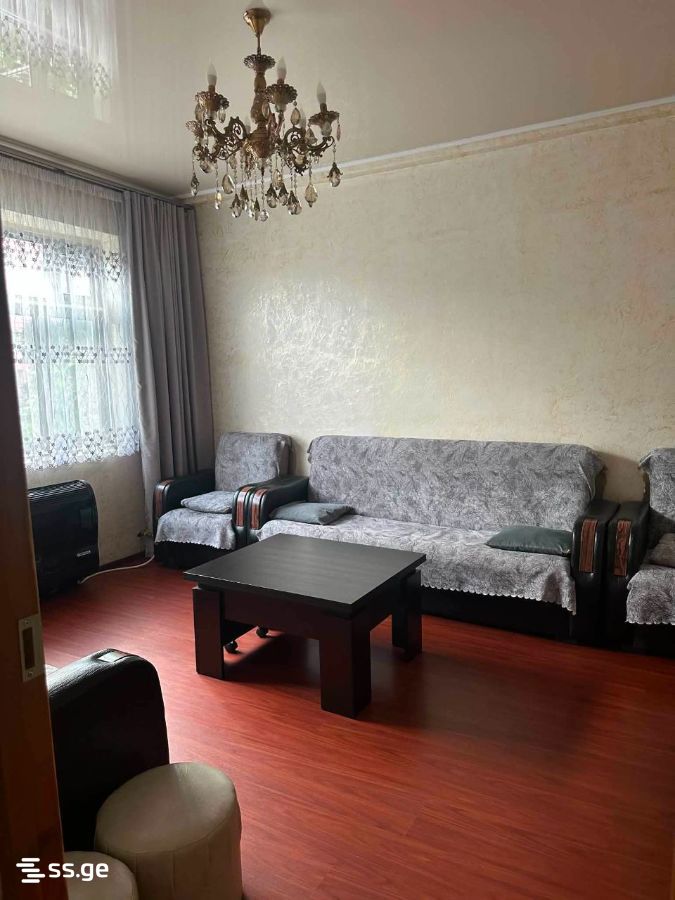 79 - 3 rooms