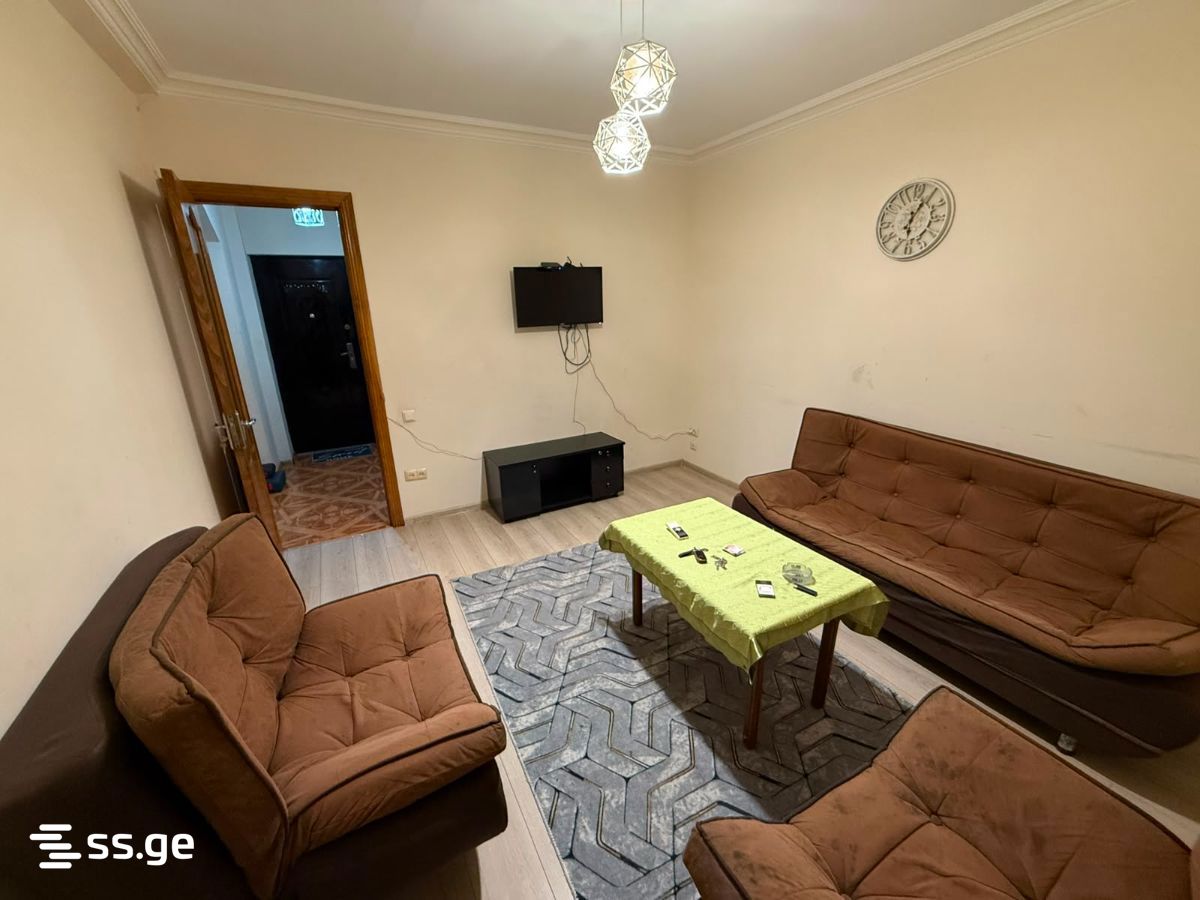 32 - 3 rooms
