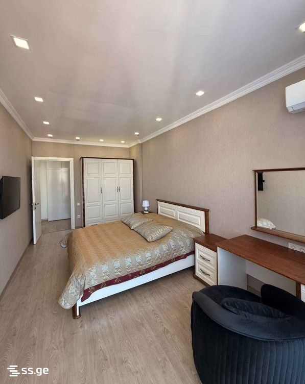 Bagrationi str. 18 - 2 rooms