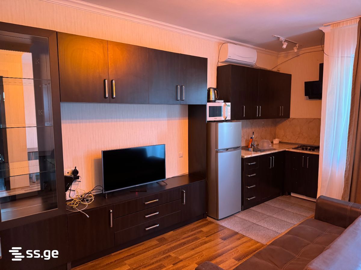 9 dzma st. 0 - 2 rooms