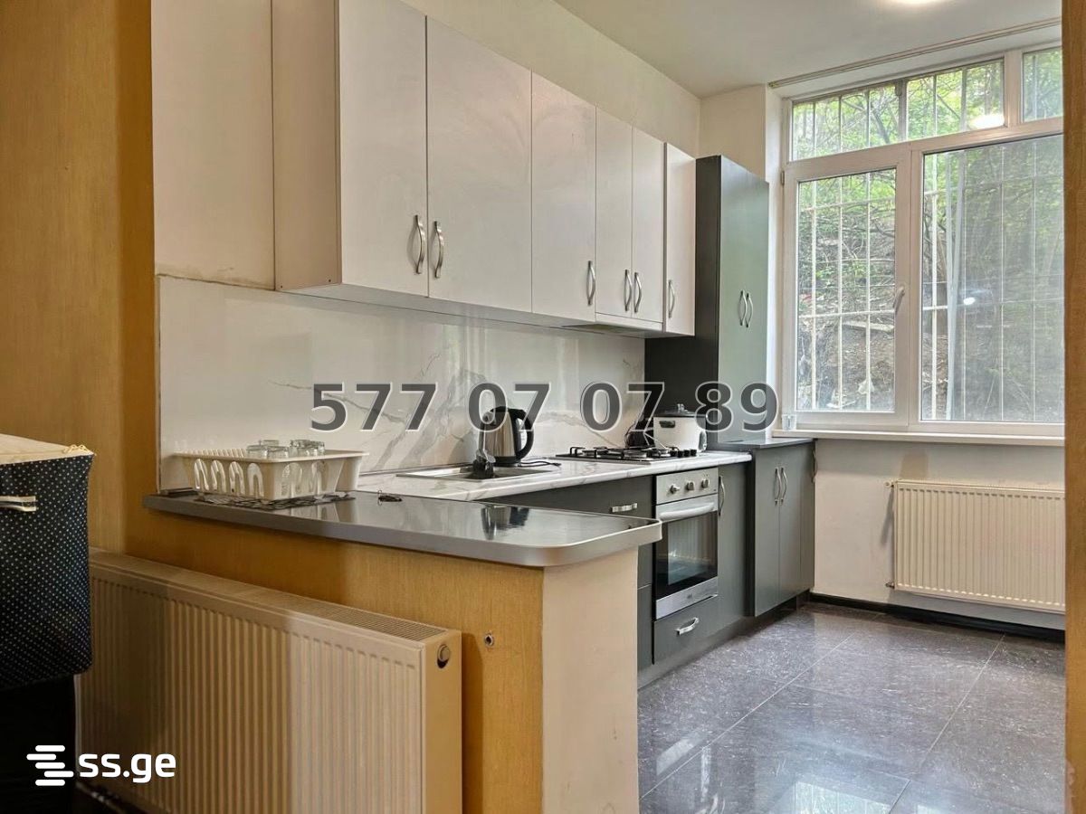 Gotua st. 8 - 4 rooms