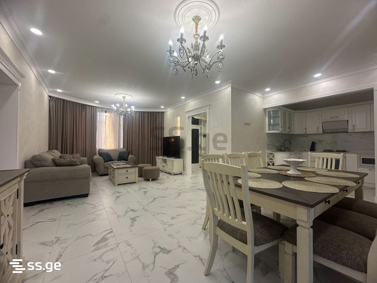 Vazha-Pshavela st. 8 - 3 rooms