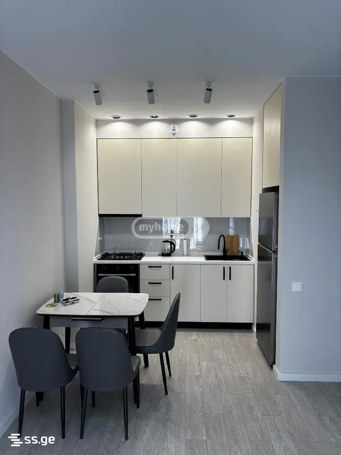 Marshal Archil Gelovani Ave. 7 - 2 rooms