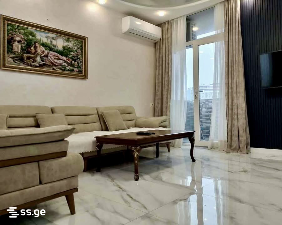 Pushkin st. 13 - 4 rooms