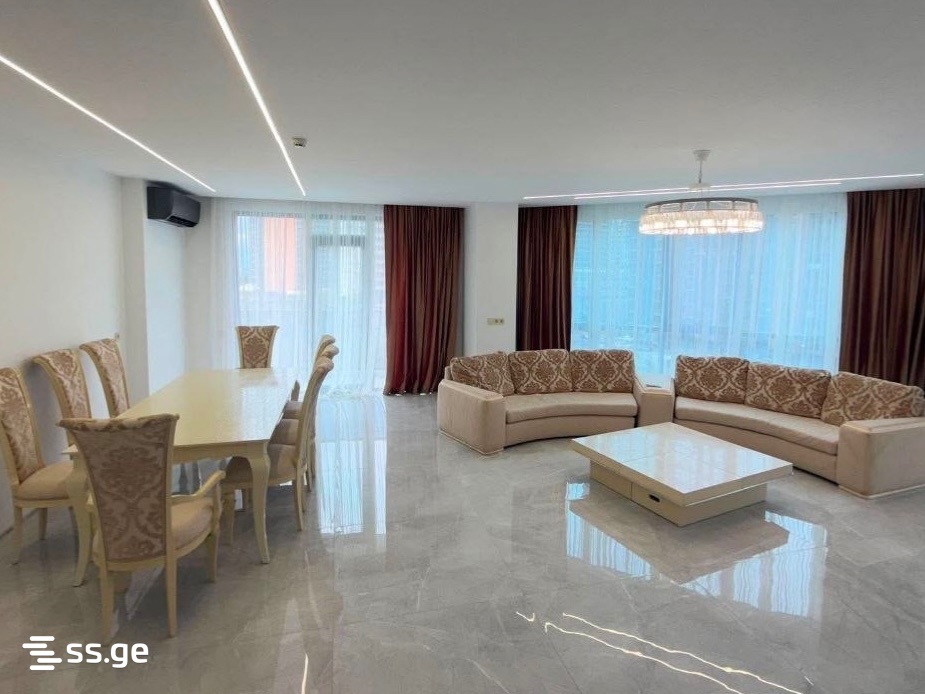 Lortkipanidze st. 3 - 4 rooms