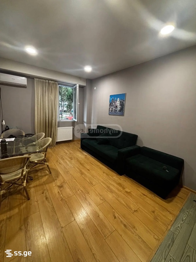 navtlugi st. 10 - 2 rooms