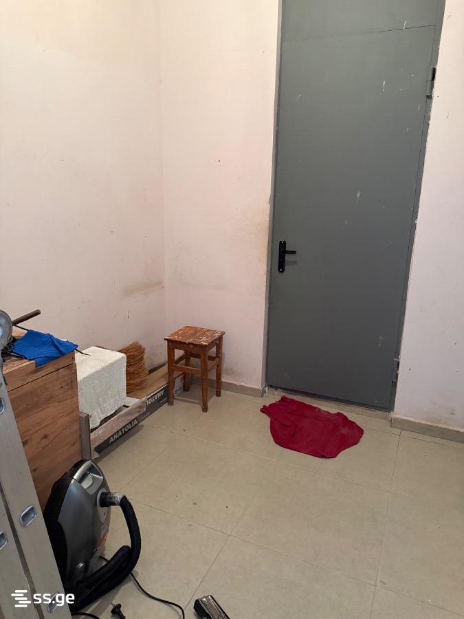 53 - 7 rooms