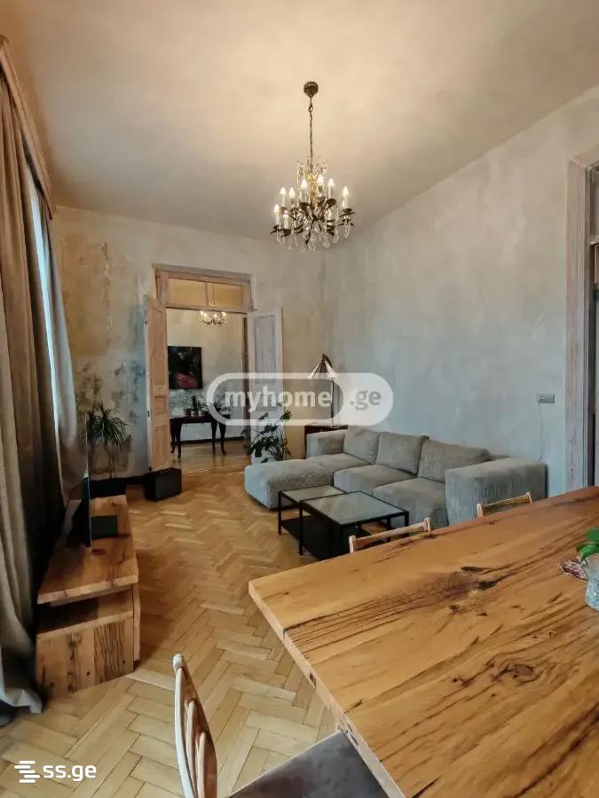 machabeli st. 9 - 4 rooms