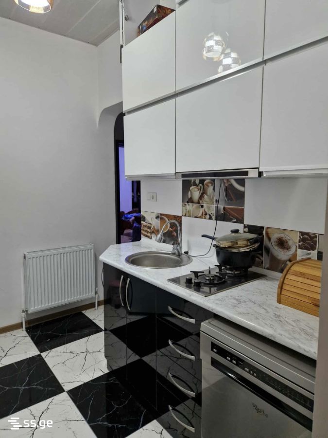 10 - 2 rooms