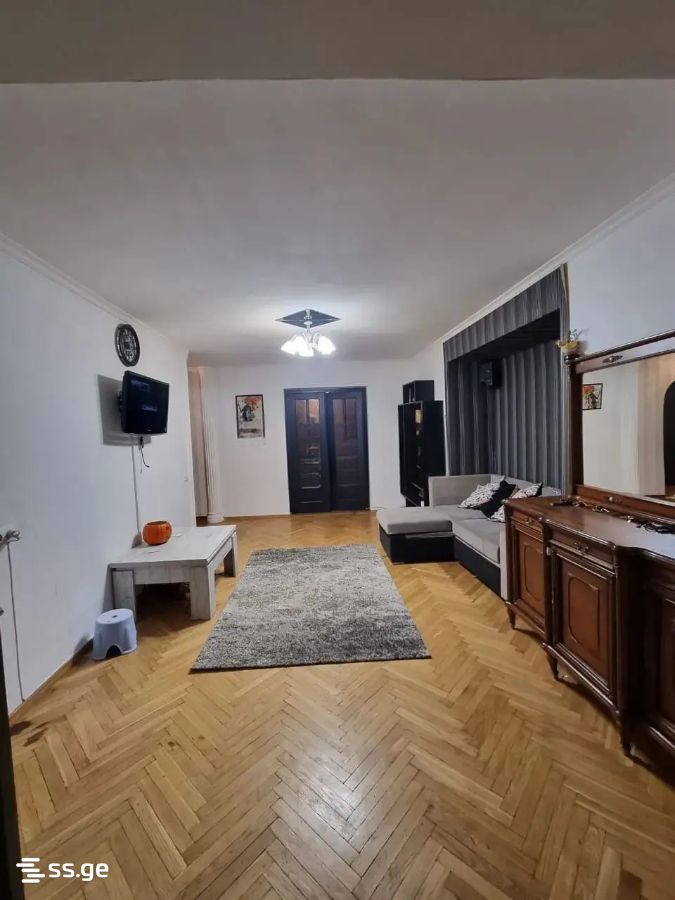 Tamarashvili st. (Saburtalo) 15 - 3 rooms