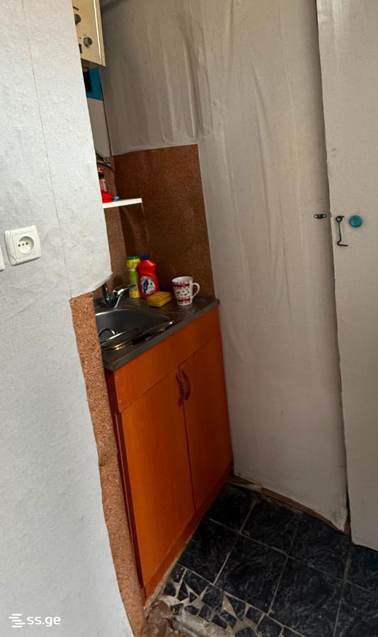 tamar mepe ave 33 - 1 rooms