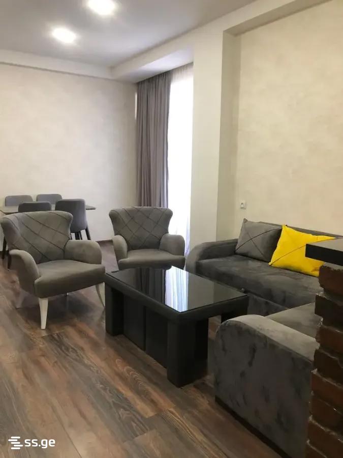 Vepkhistkaosnis st. 36 - 3 rooms