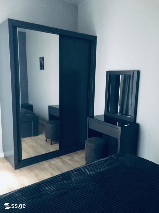 nucubidze st. 211 - 3 rooms