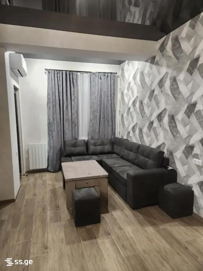 V. Topuridze st. - 3 rooms