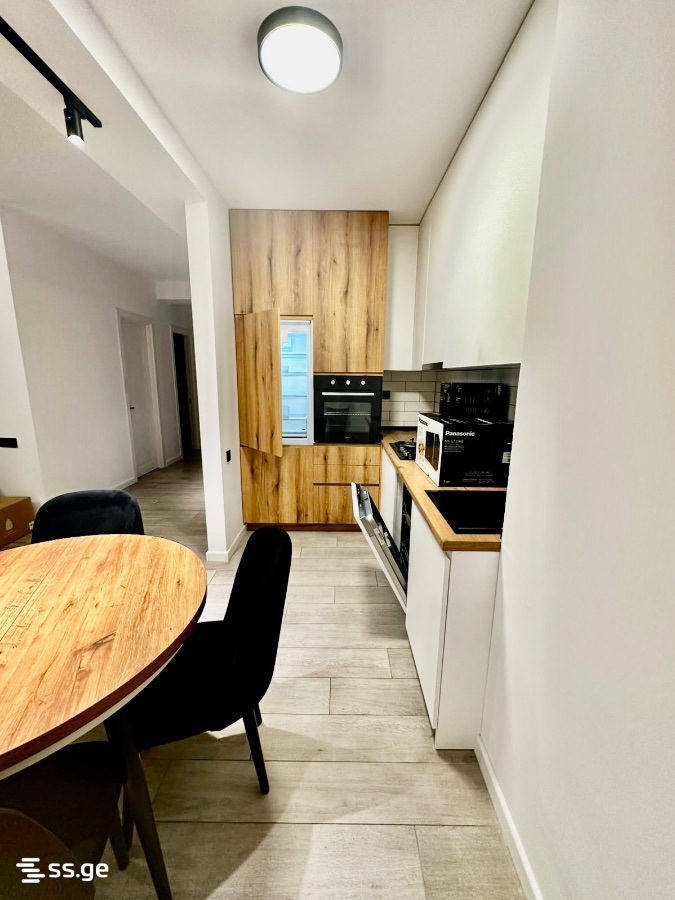 4000 Meskhi st. 8 - 3 rooms