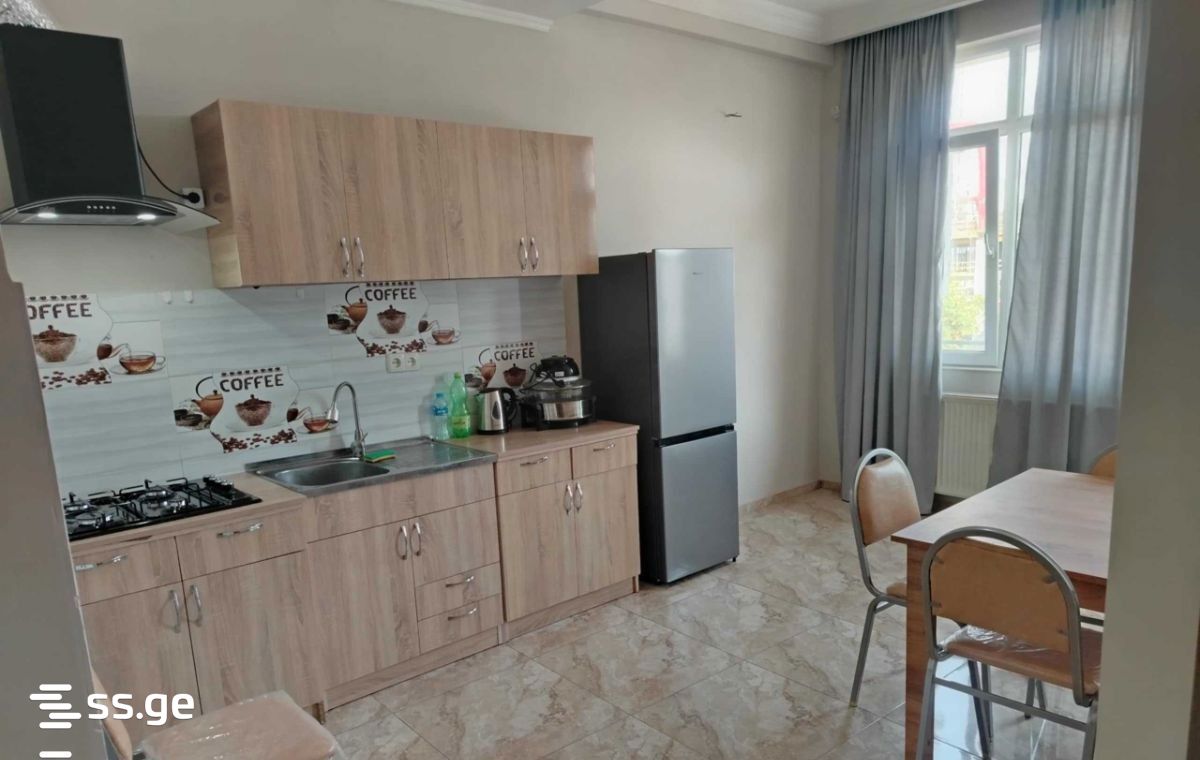 Kosmonavtebi coast - 2 rooms