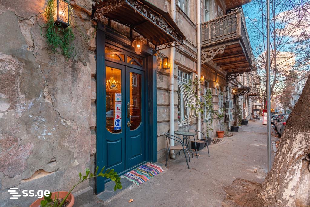 l. asatiani st. 39 - 6 rooms