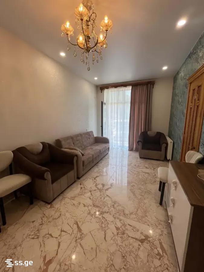 Marshal Archil Gelovani Ave. - 3 rooms