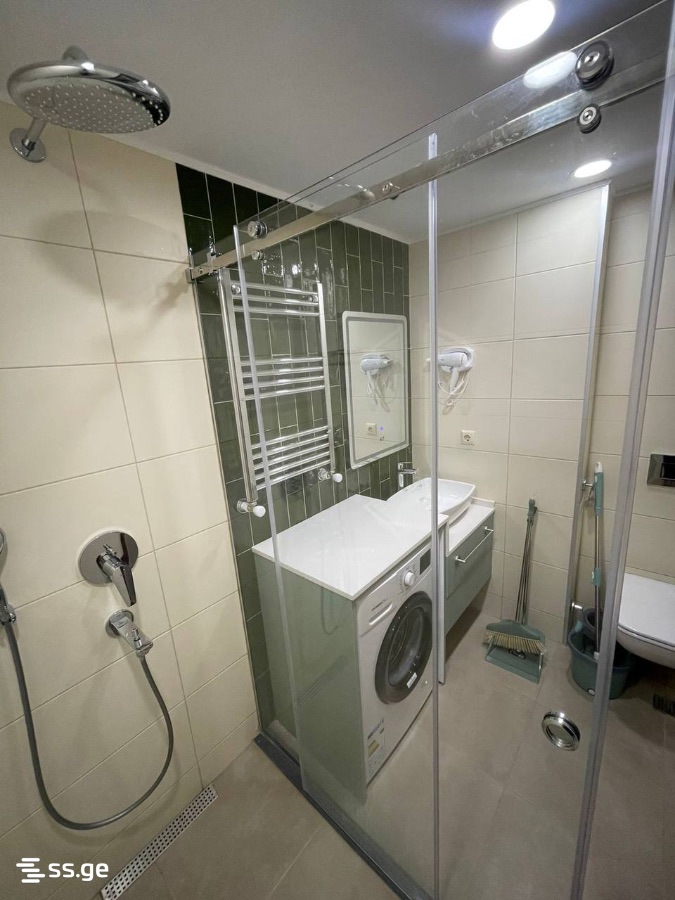 R. Nizharadze st. 20 - 1 rooms