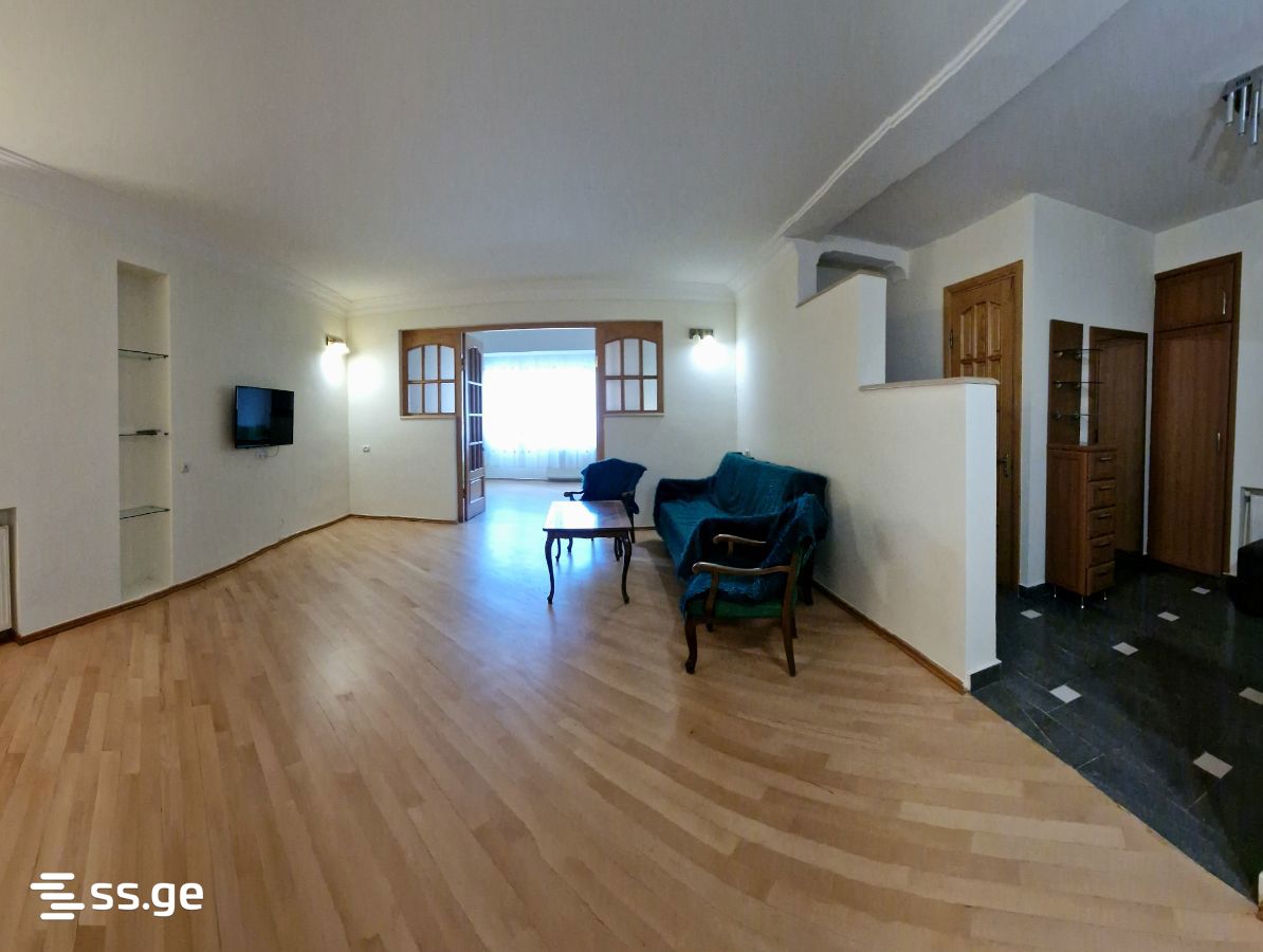 Panaskerteli-Tsitsishvili st. 22 - 4 rooms