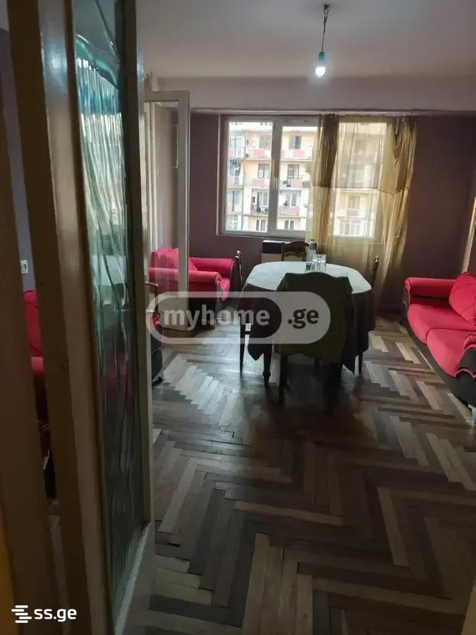giorgi brtskinvale st. - 3 rooms