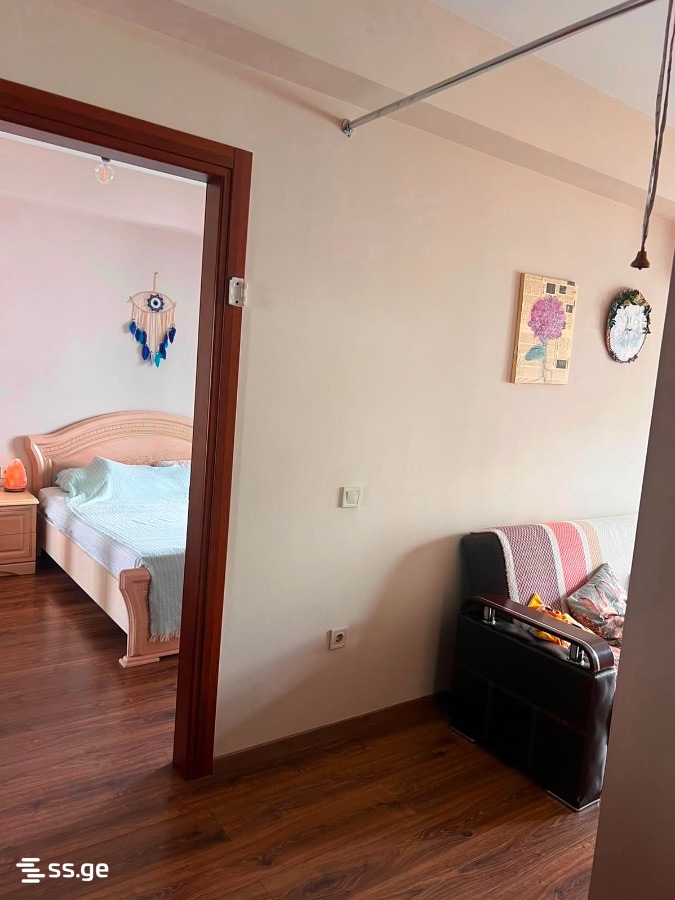 nucubidze st. 82 - 2 rooms