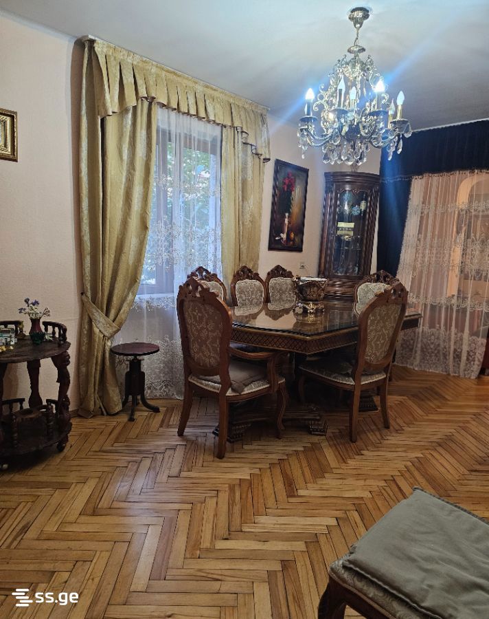 kandelaki st. 30 - 3 rooms