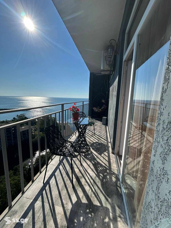 Tamar Mepe Avenue 1 - 3 rooms