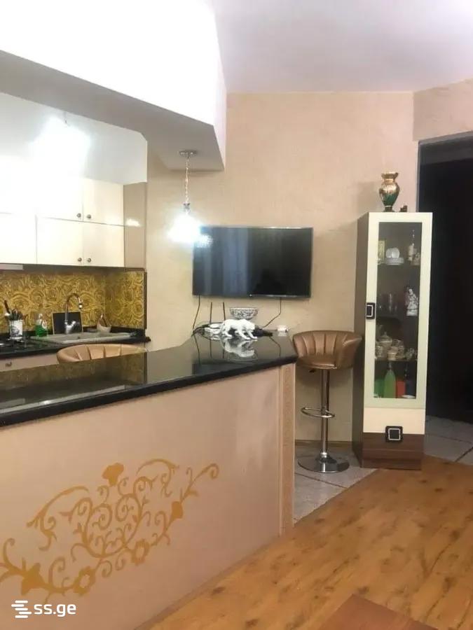vaja-pshavela avenue 33 - 4 rooms