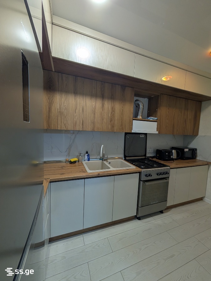 . - 3 rooms