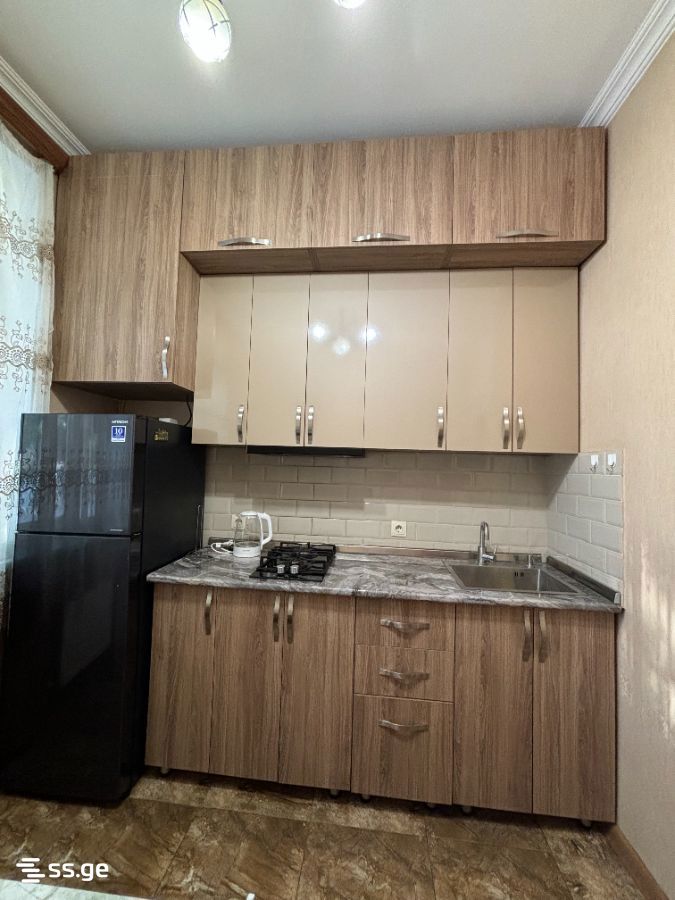 pekini st. 10 - 1 rooms