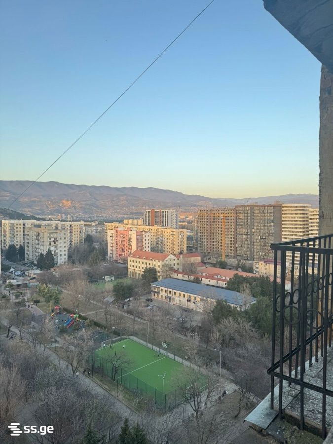 ioane petritsi st. 0 - 3 rooms