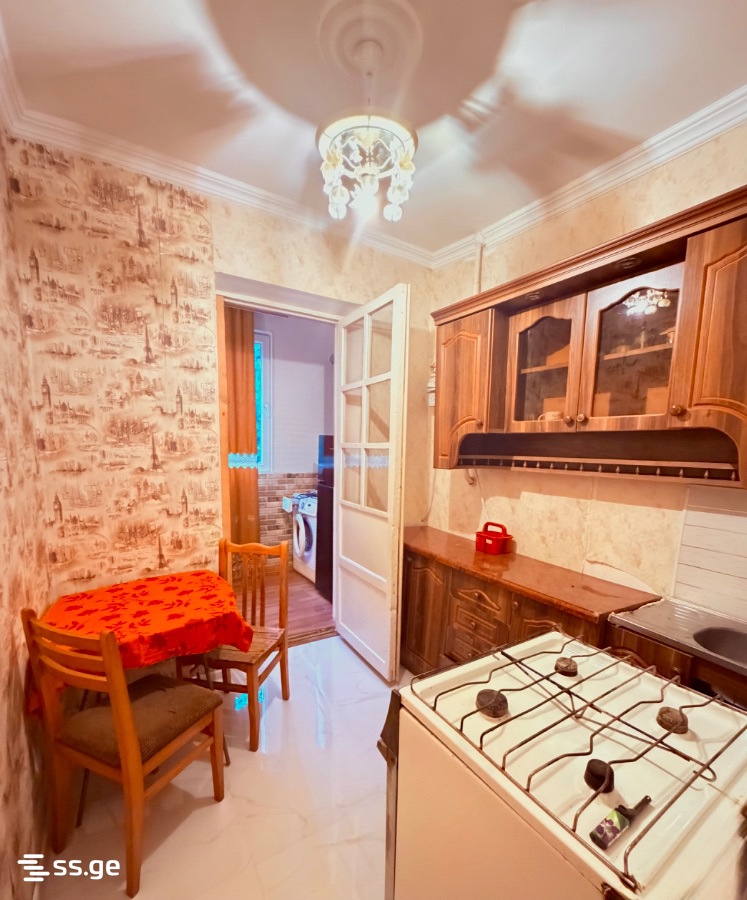 13 - 3 rooms