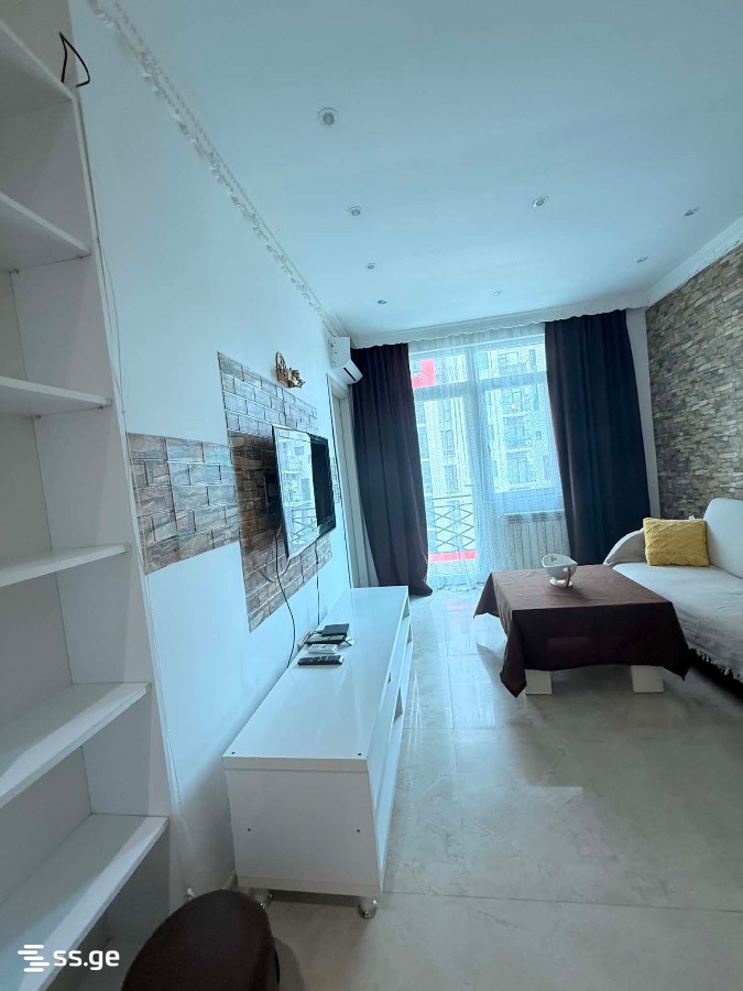 Chavchavadze st. 76 - 3 rooms